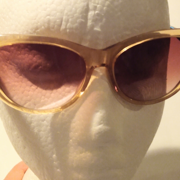 Betsey Johnson Cateye Sunglasses - Picture 5 of 15